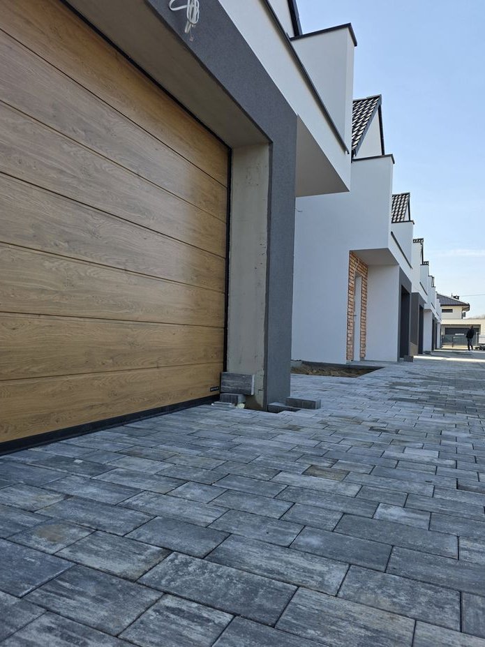 Energooszczędny dom z fotowoltaiką i pompą ciepła, gotowy do zakupu!