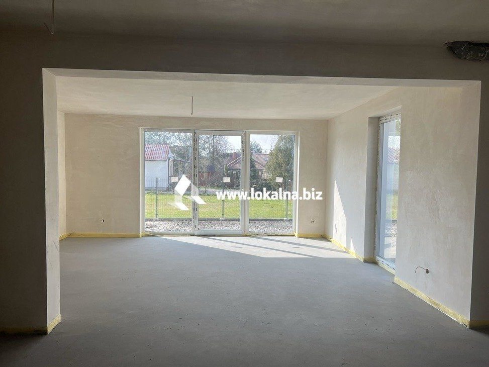 Segment Środkowy, Bez Skosów, Garaż, Na Linii Wkd