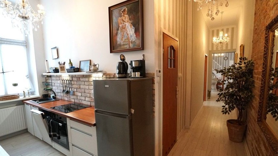 Stylowe 2 pokojowe mieszkanie w Kamienicy