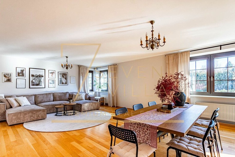 Stylowy dom na dużej działce