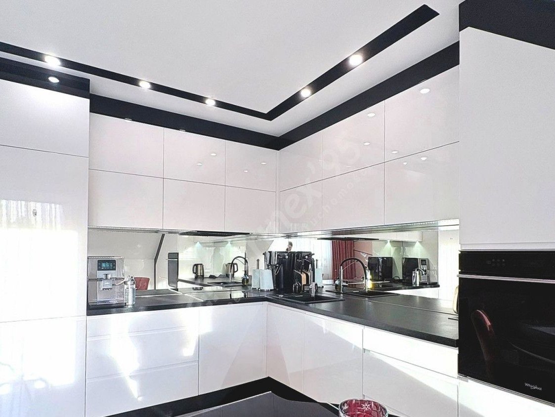 Lux z kpl. wyposażeniem _ Garaż _ Balkon _ Bezpieczne