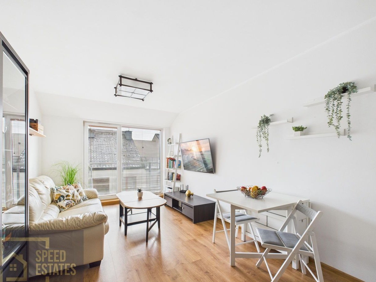 3-pok., słoneczne mieszkanie z antresolą.