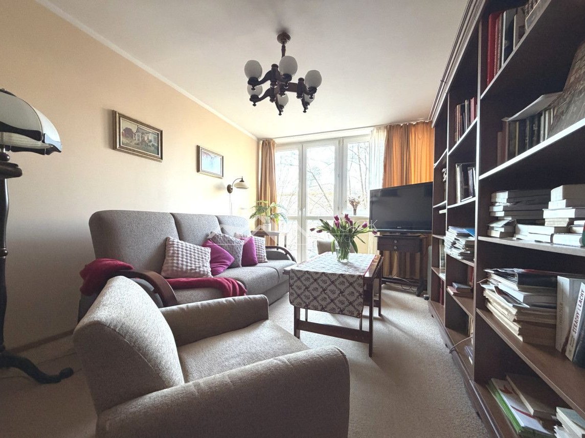 Klucze w biurze 3pok oddzielna kuchnia ok U. Ekon.