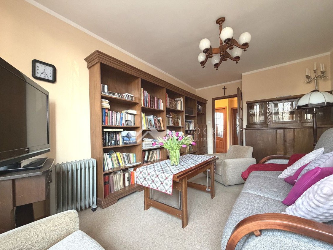 Klucze w biurze 3pok oddzielna kuchnia ok U. Ekon.