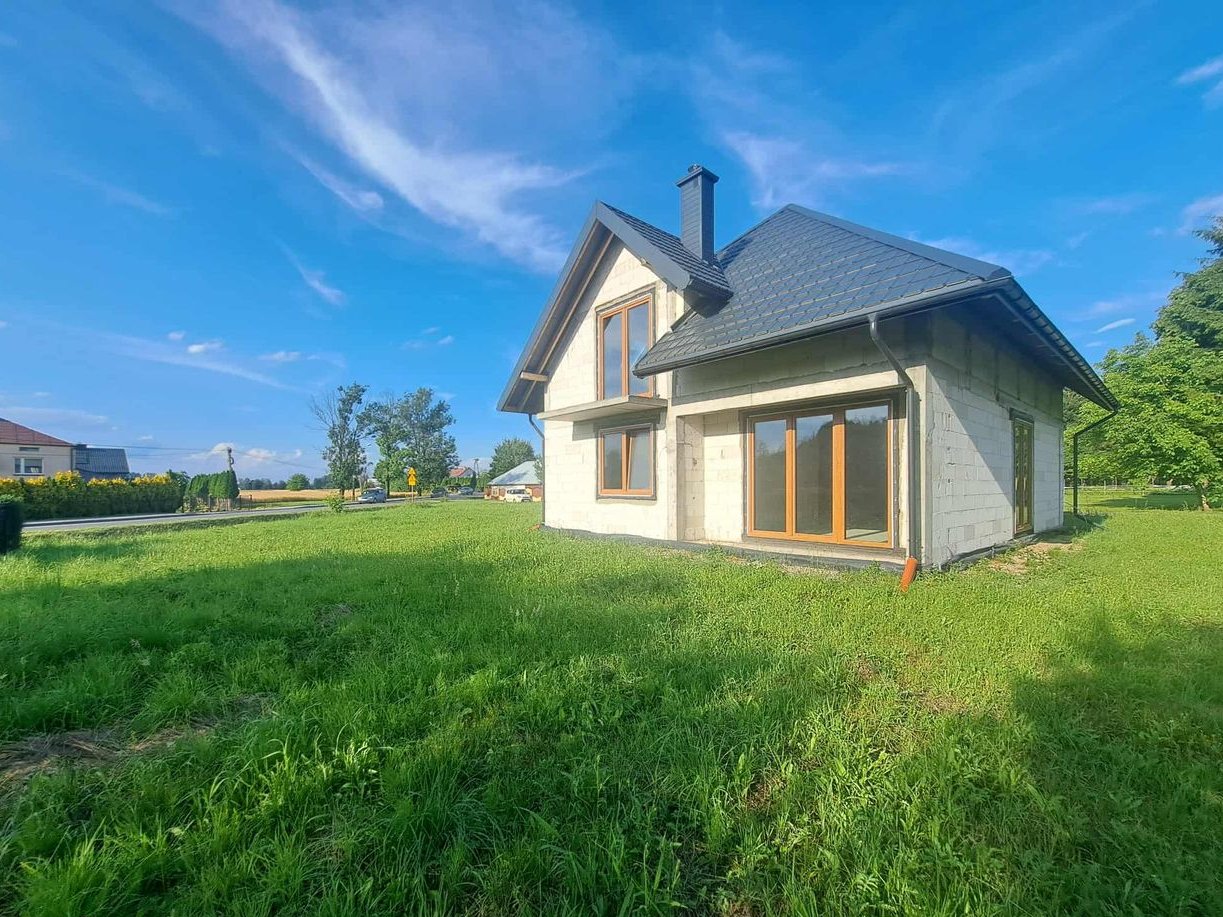 Dom wolnostojący z użytkowym poddaszem w Rzeszowie