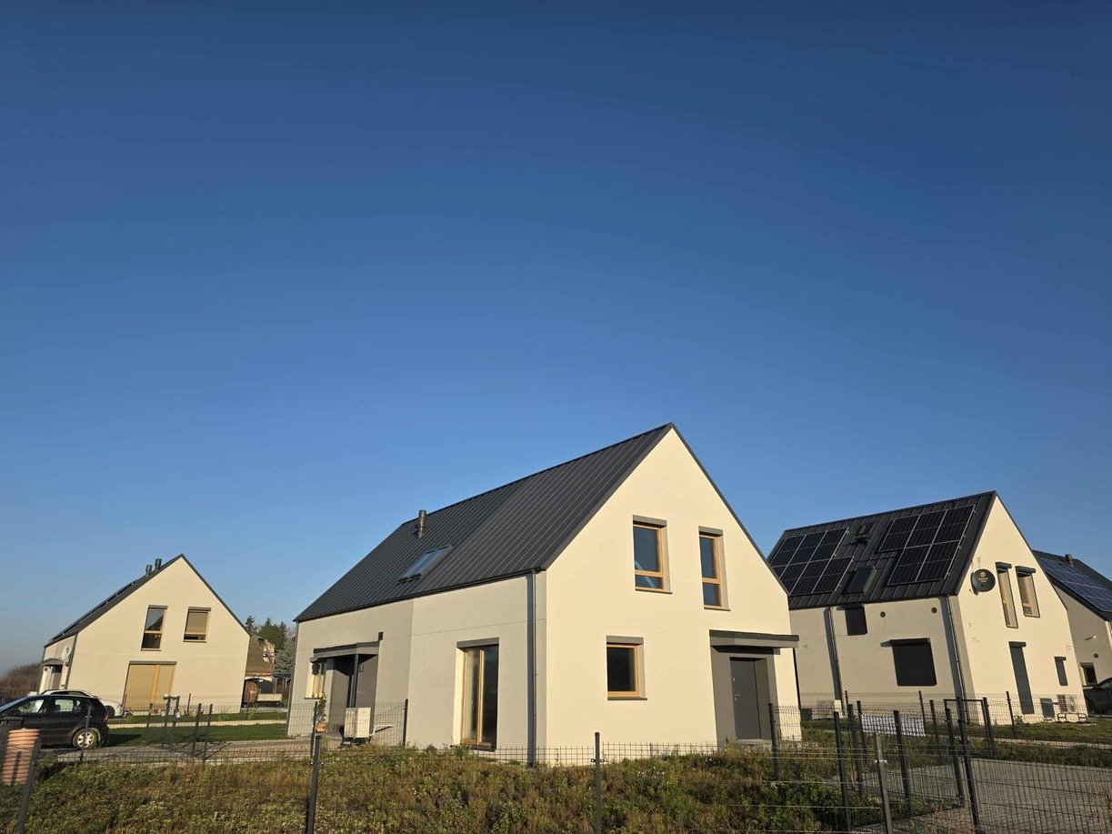 Komfortowy dom z ogrodem w pięknej okolicy, zamieszkaj na swoim!