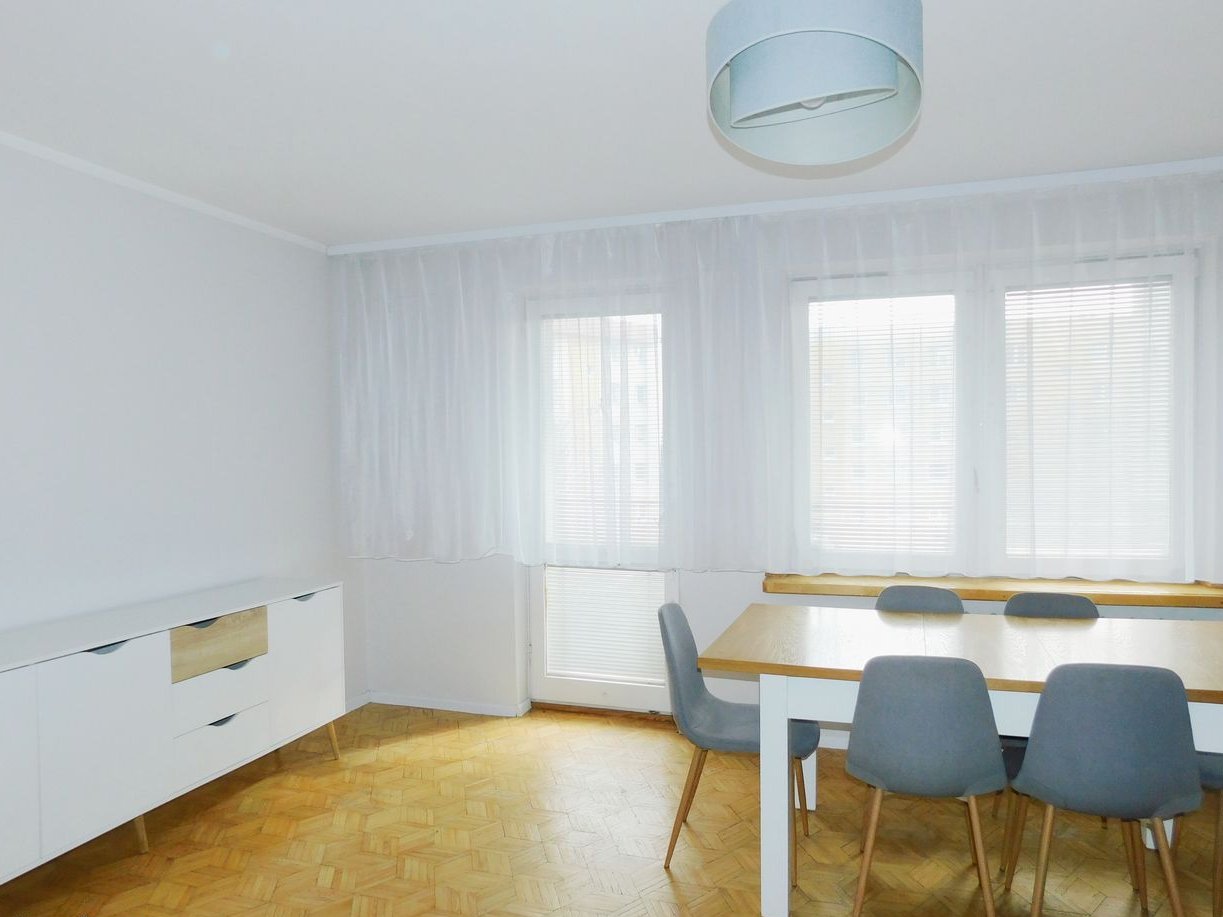 Mieszkanie 61 m2 z Dużym Balkonem / Pierwsze Piętro