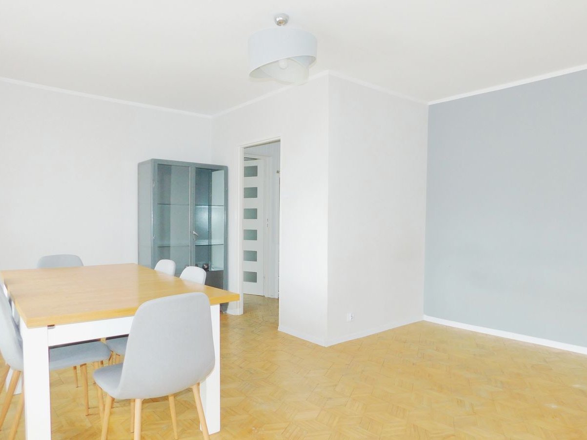 Mieszkanie 61 m2 z Dużym Balkonem / Pierwsze Piętro