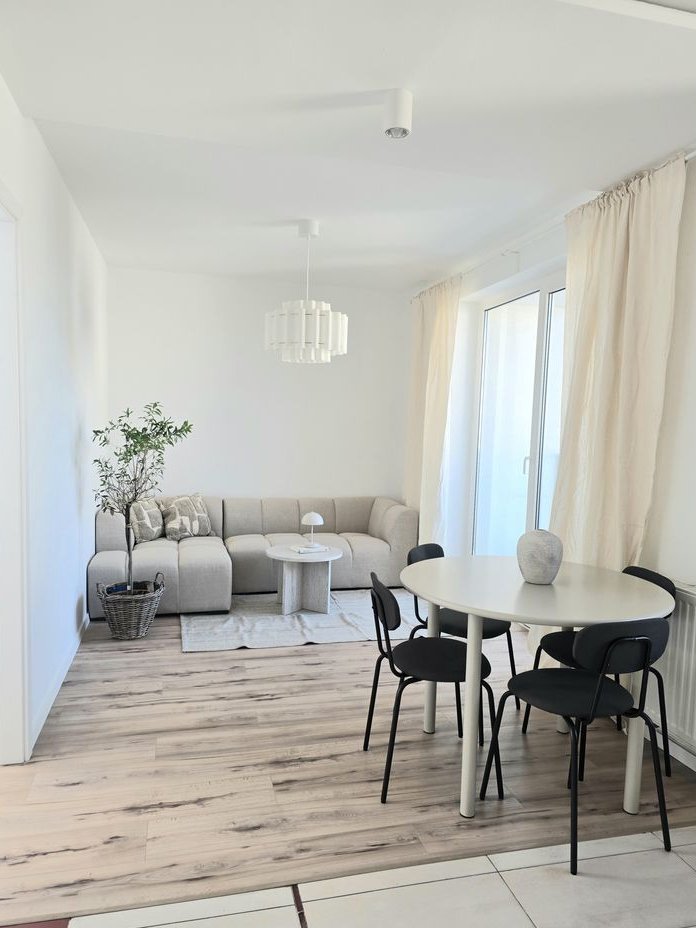 słoneczne 3 pokoje z balkonem przy Warcie Wilczak - Serbska