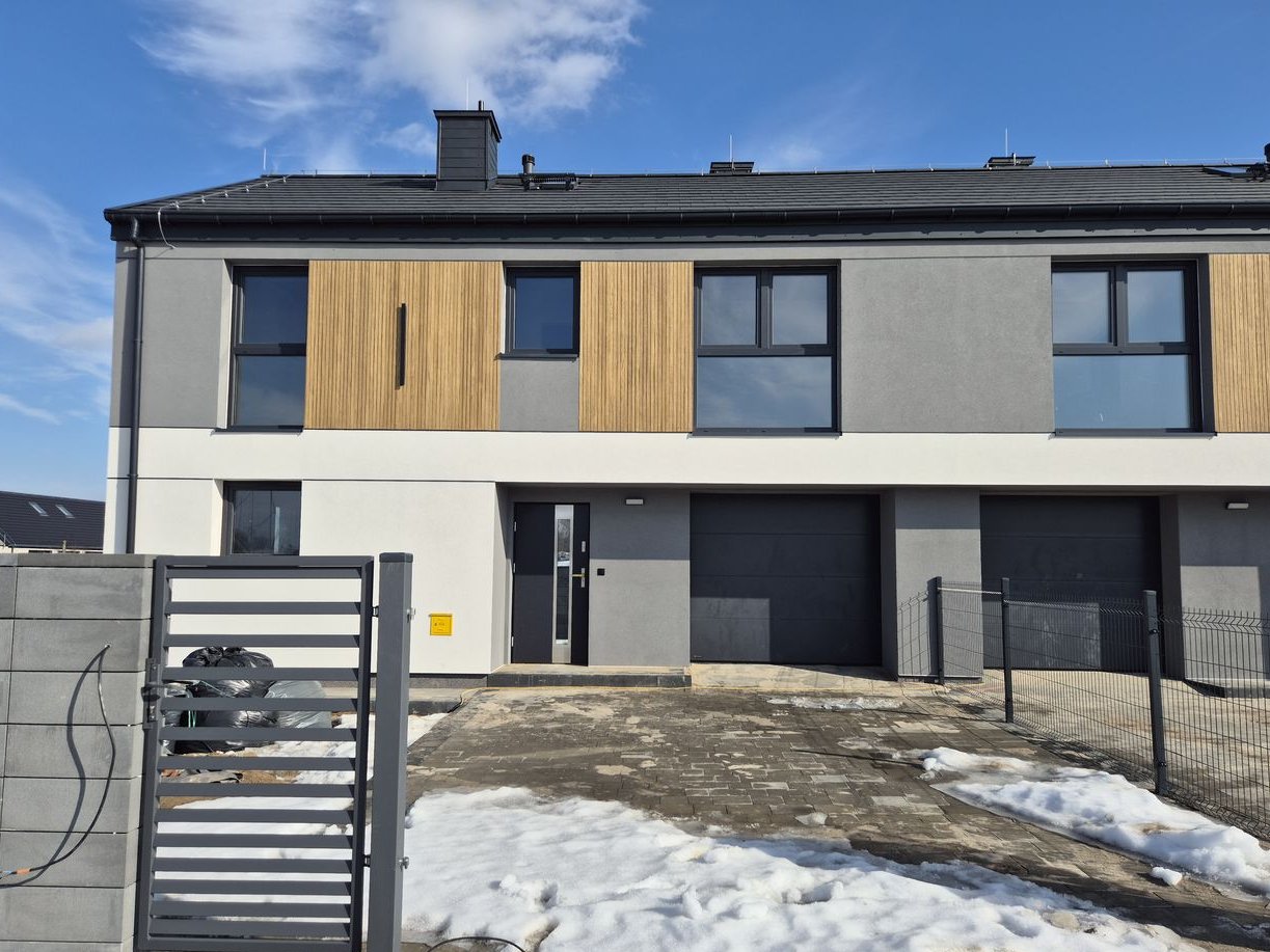 Mieszkanie/Dom 92m2 - 5 pokoi + GARAŻ+ OGRÓD. Ul. Niedźwiedzia 1/1