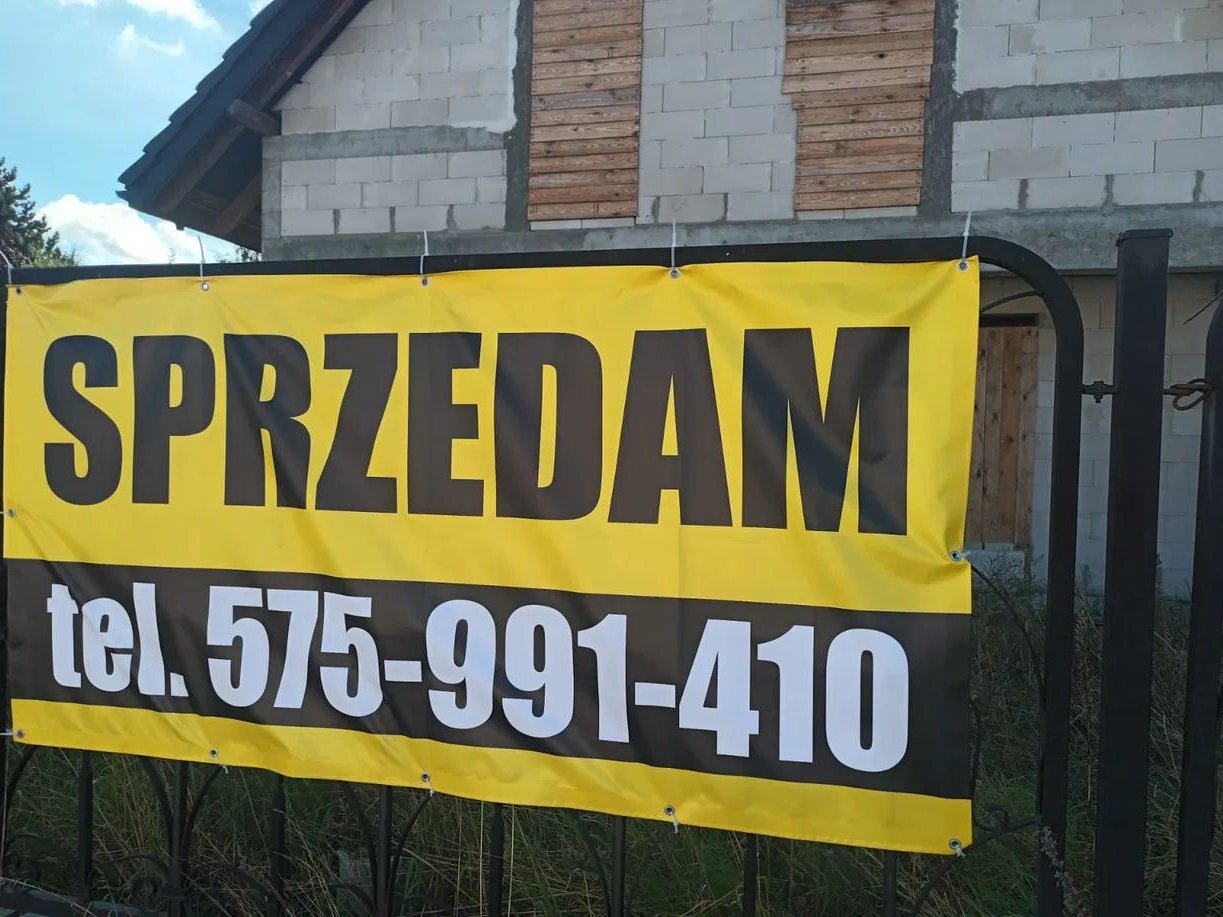 Nowoczesny dom wolnostojący z garażem