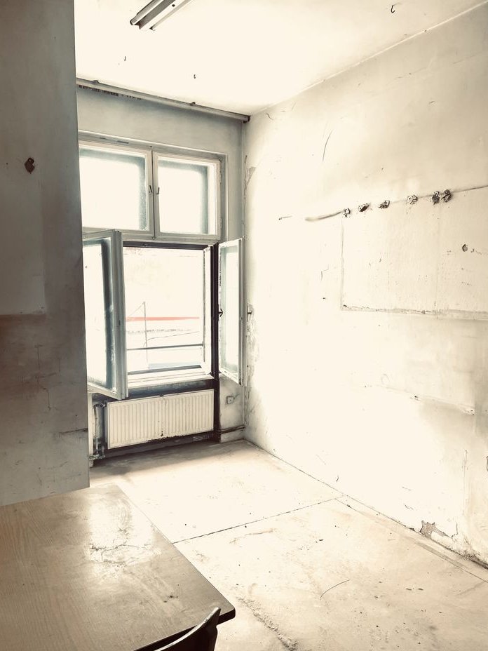 Mieszkanie na sprzedaż Bielsko , Centurm, do remontu, 43m2