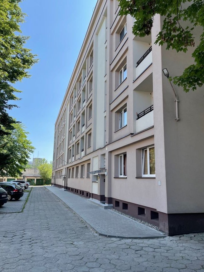 3 pokoje, śródmieście, dobry rozkład, cisza i spokój !!!