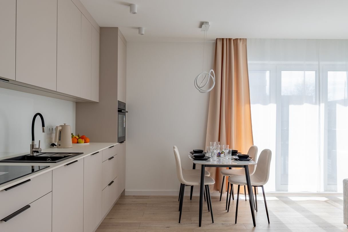 Nowoczesny apartament pod klucz z miejscem parkingowym i komorka