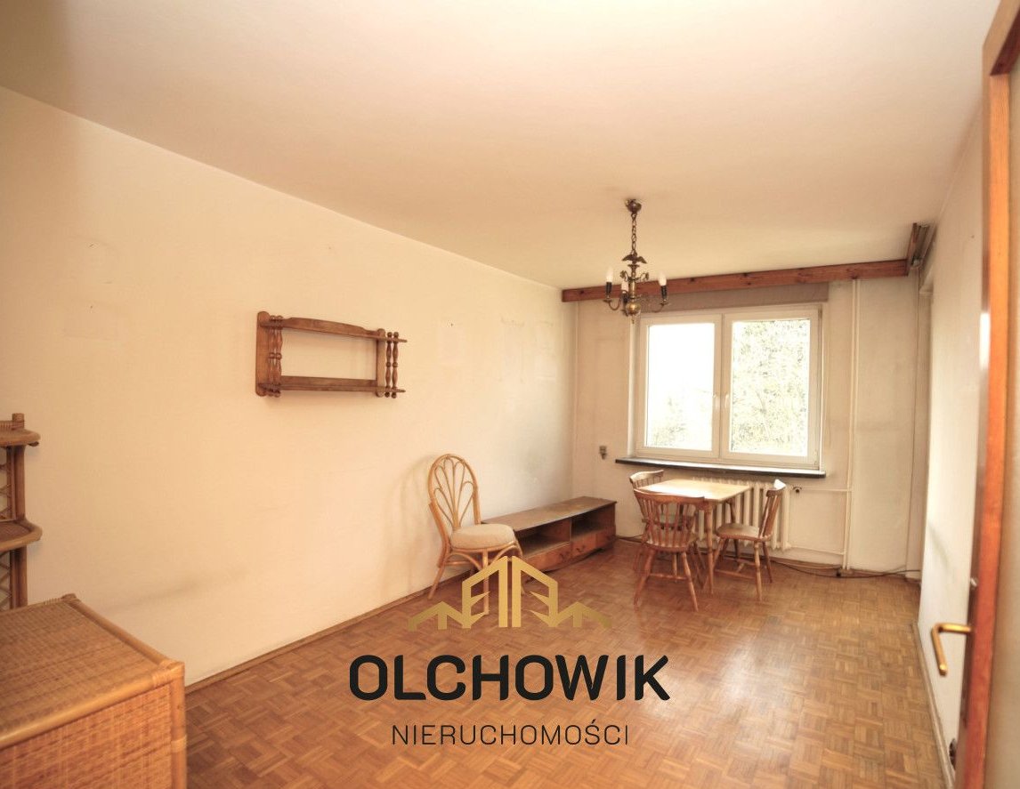 Mieszkanie 3 pokoje, do remontu