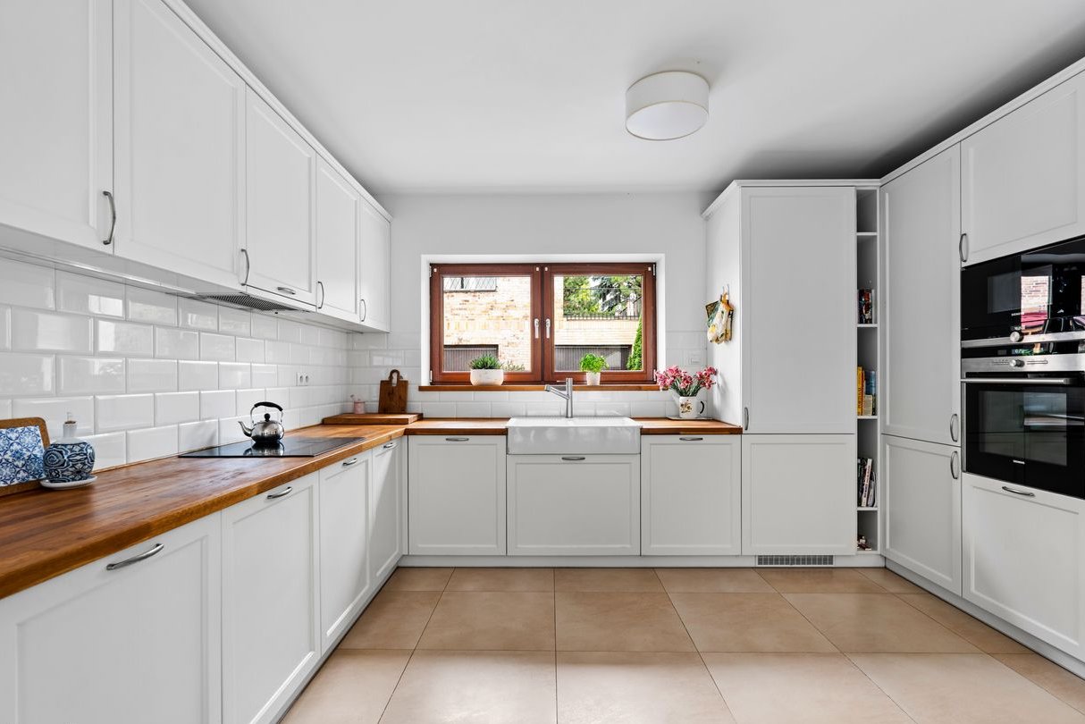 Szereg po kapitalnym remoncie na Algierskiej