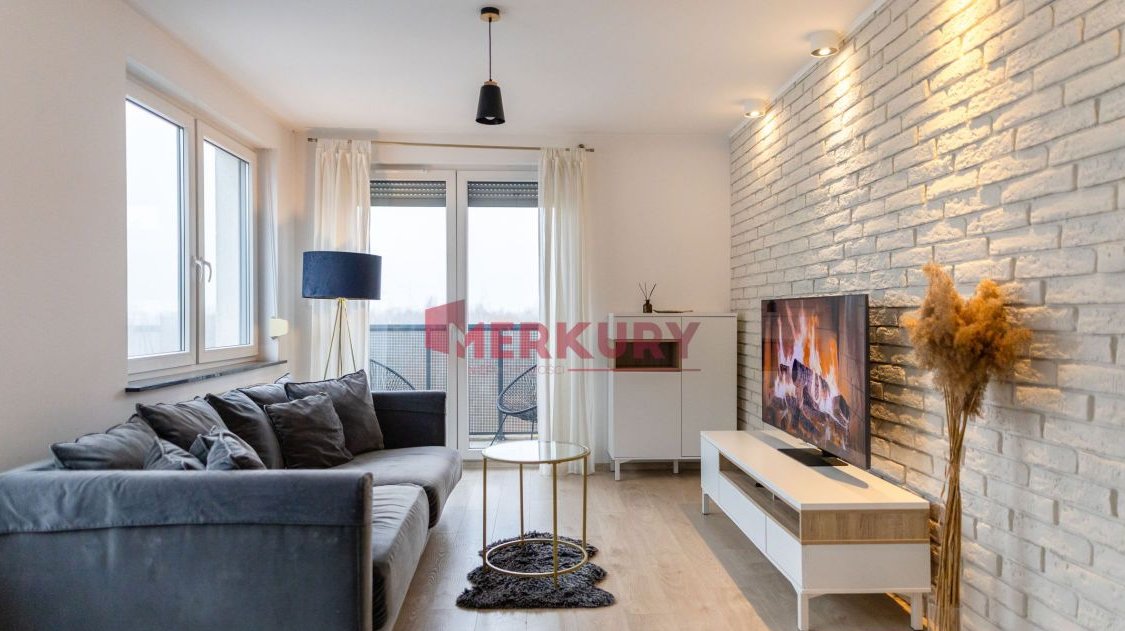 Jasne mieszkanie z widokiem na zieleń | 2016