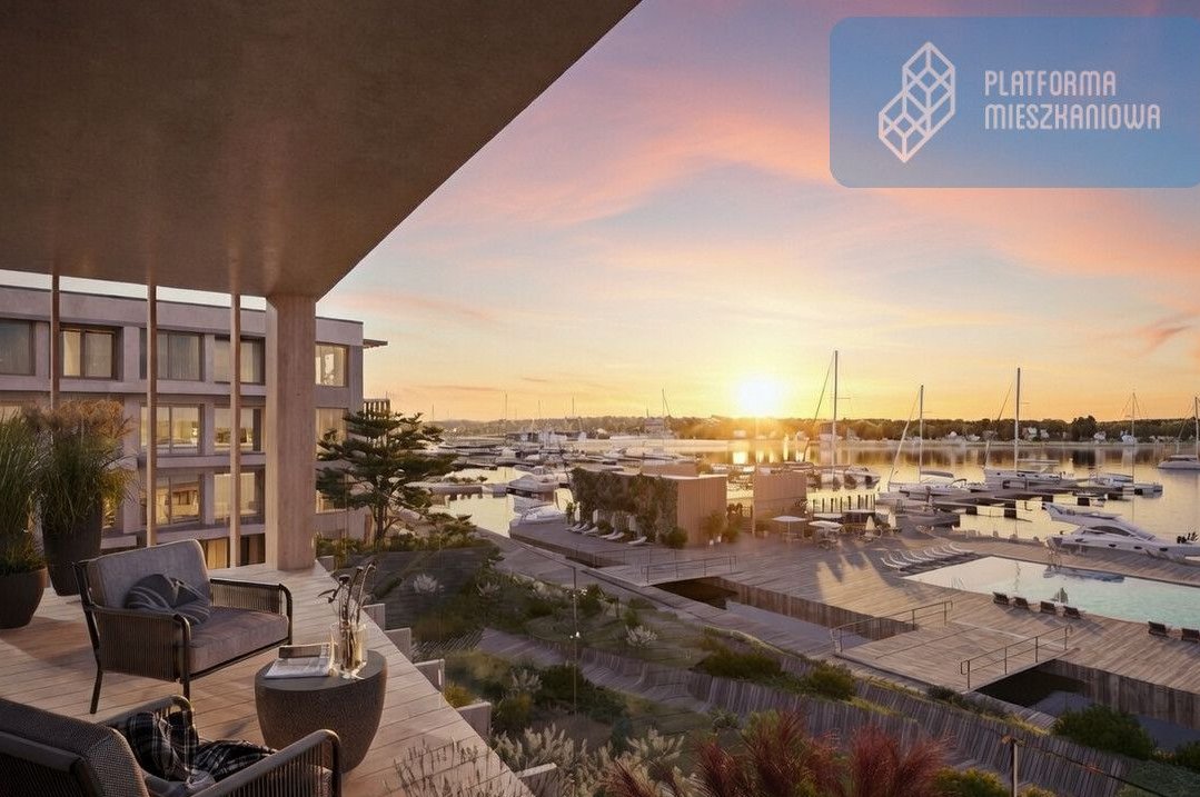 Z widokiem na marinę | Spacerem nad wodę