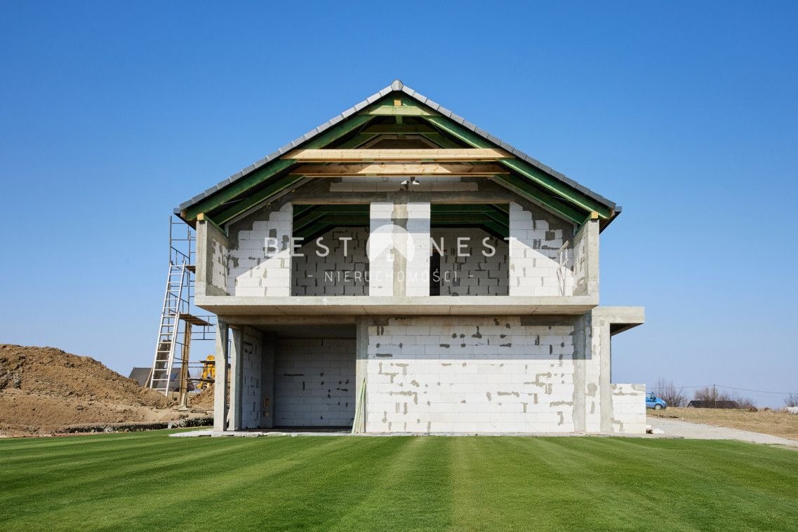 Ostatni Wolny Dom | Widok NA Góry