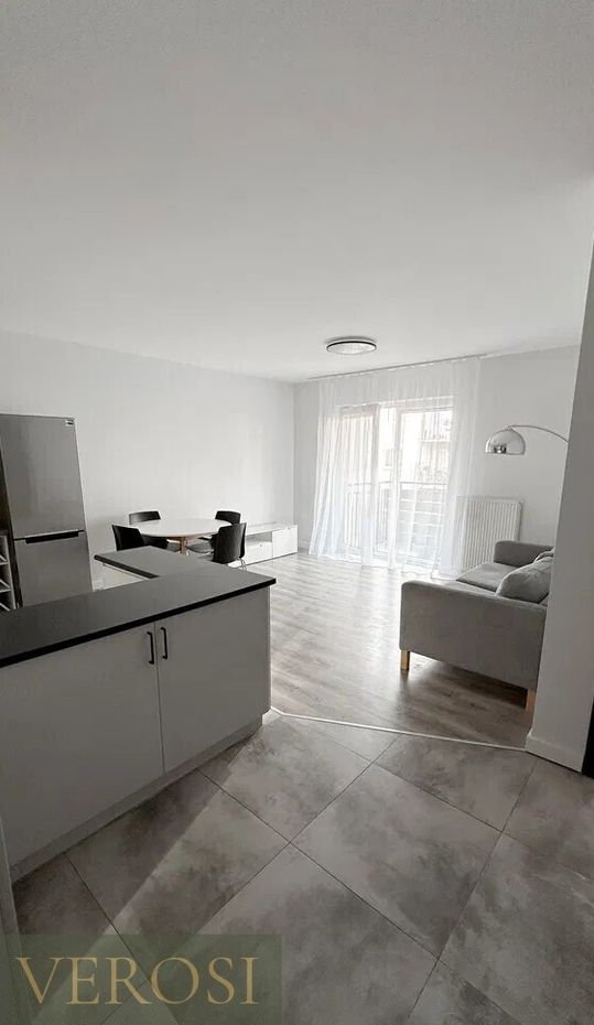 2 pokoje z balkonem, 2015 , Jagodno