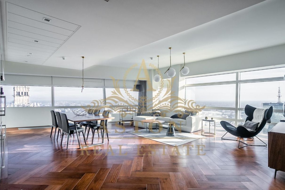 Spectacular 2 bedroom apartment at Złota 44
