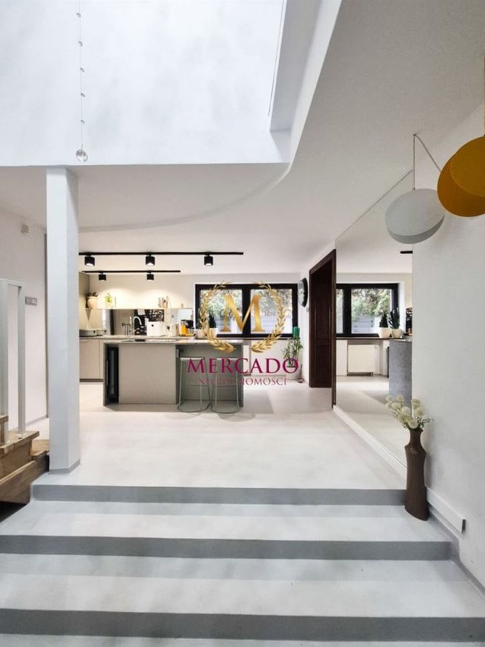 Do Wynajęcia Dom 330M2 W Pobliżu Centrum