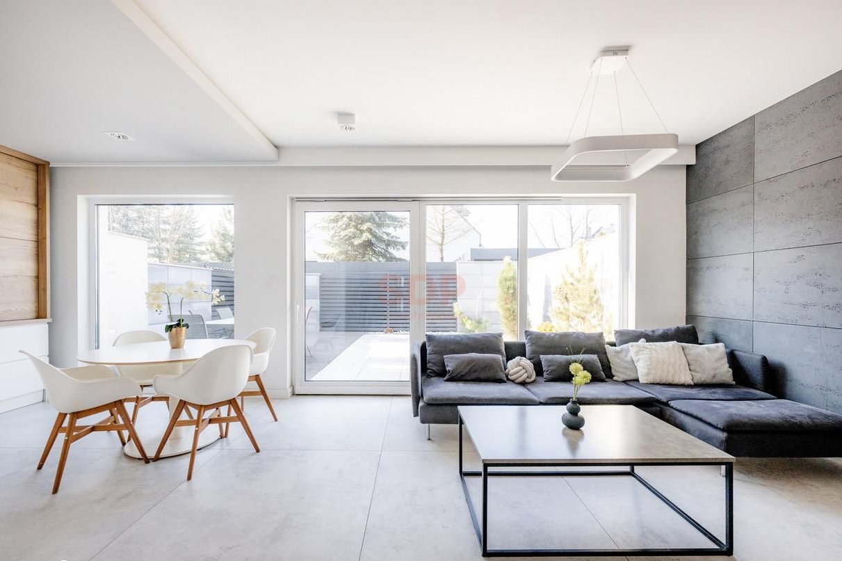 Lux wykończenie, 6 pokoi, 170 m2, Radomierzyce