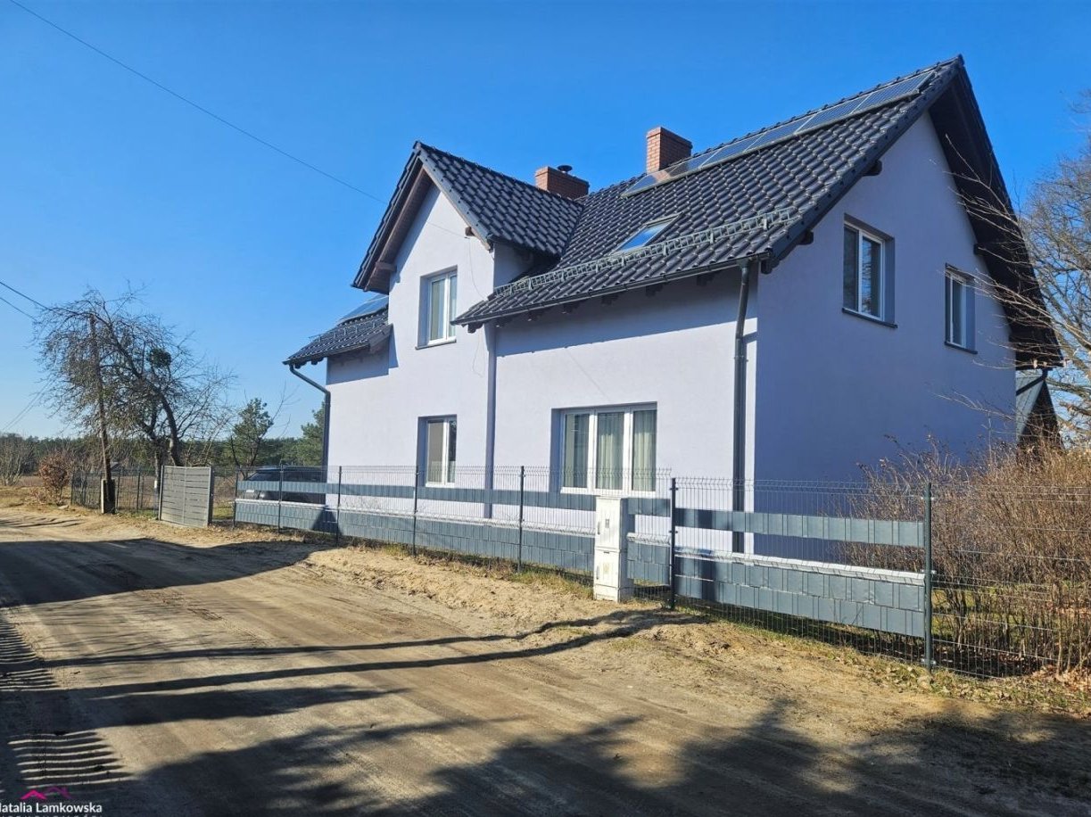 Dom, 160,75 m², Lipinki