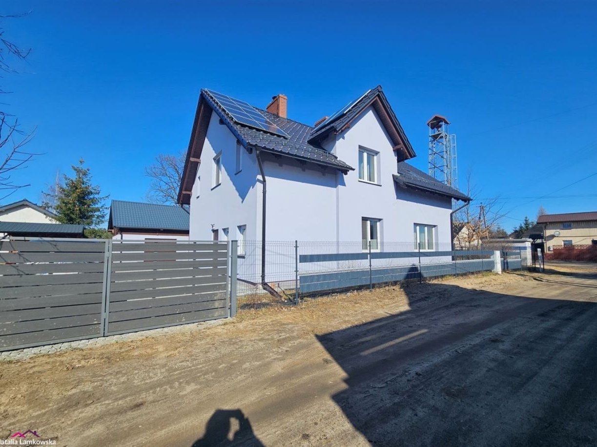 Dom, 160,75 m², Lipinki