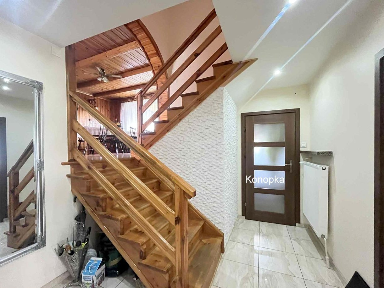 Przytulny, gotowy, kompaktowy, garaż, taras i ogród