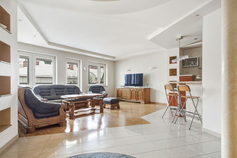 Zamknięte osiedle┃2 łazienki┃balkon┃garaż