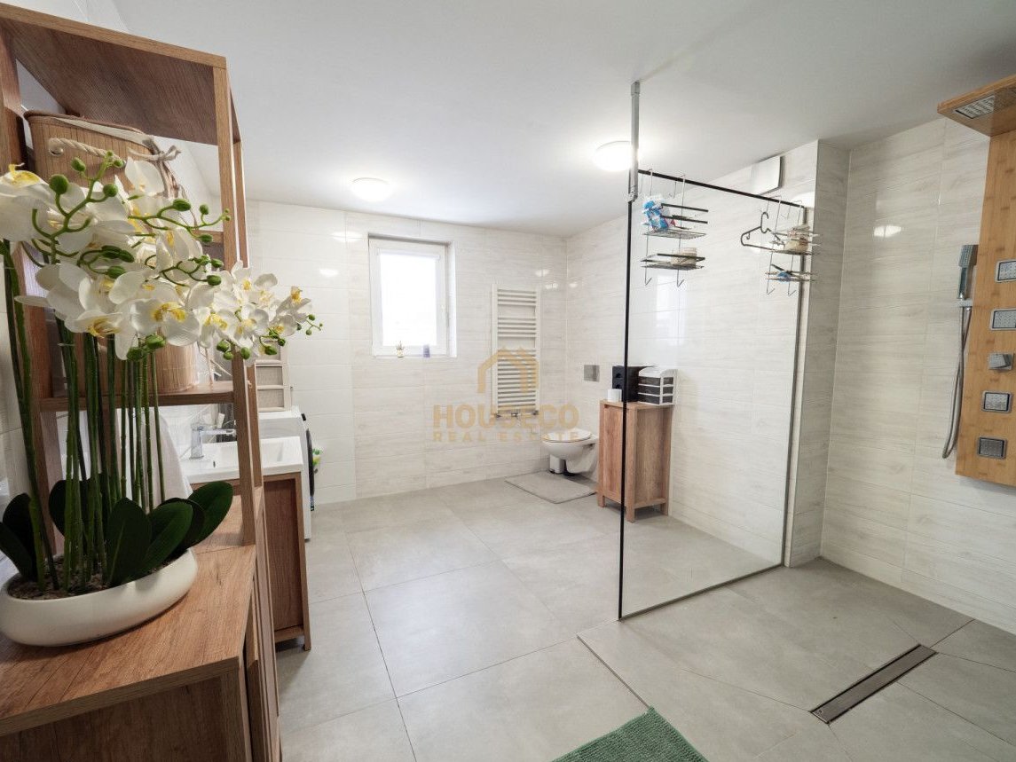 Cisza, bezpieczeństwo i przestrzeń - duża działka.