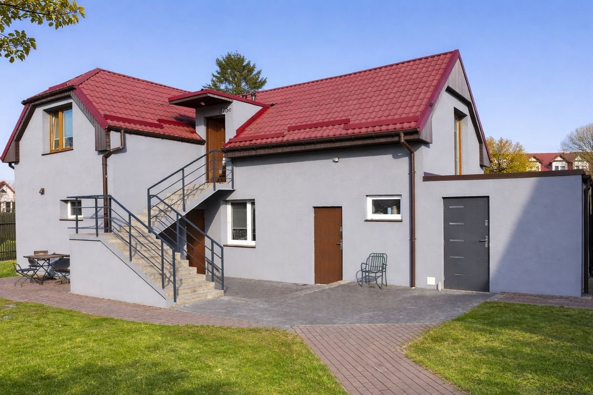 Pod biznes 2 domy na posesji 1100mkw. Top lokalizacja