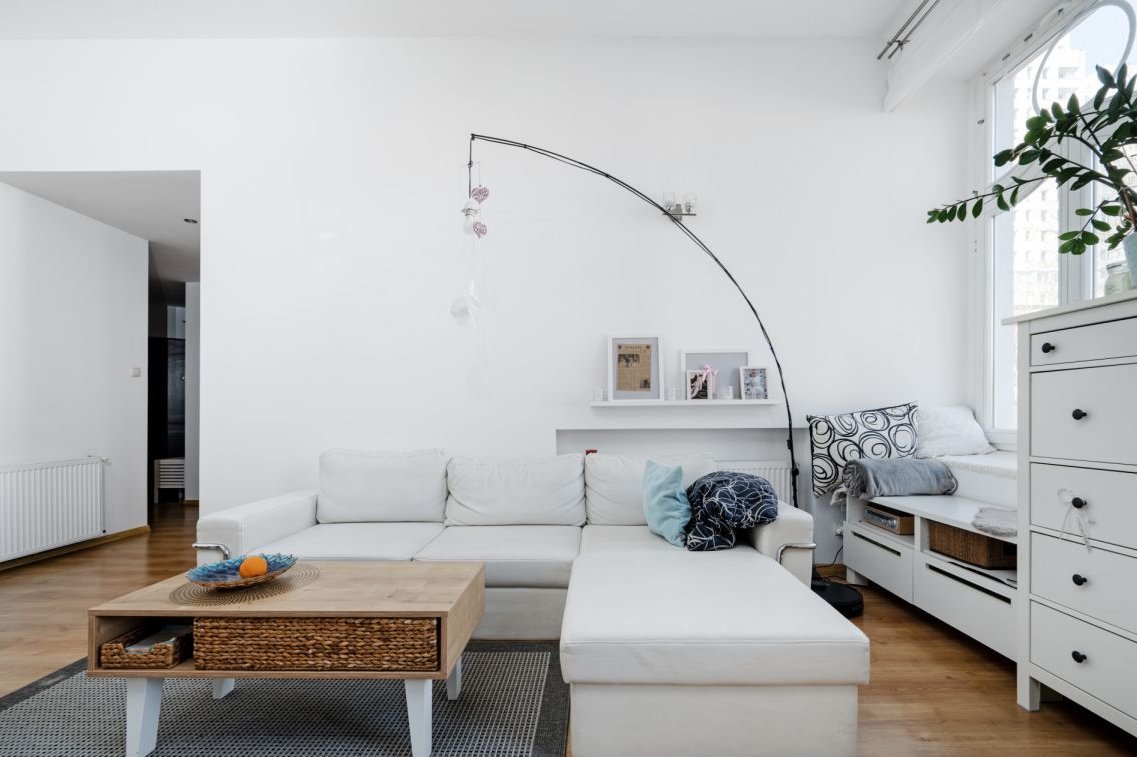 Front, Perełka wśród kamienic, pełen rozkład