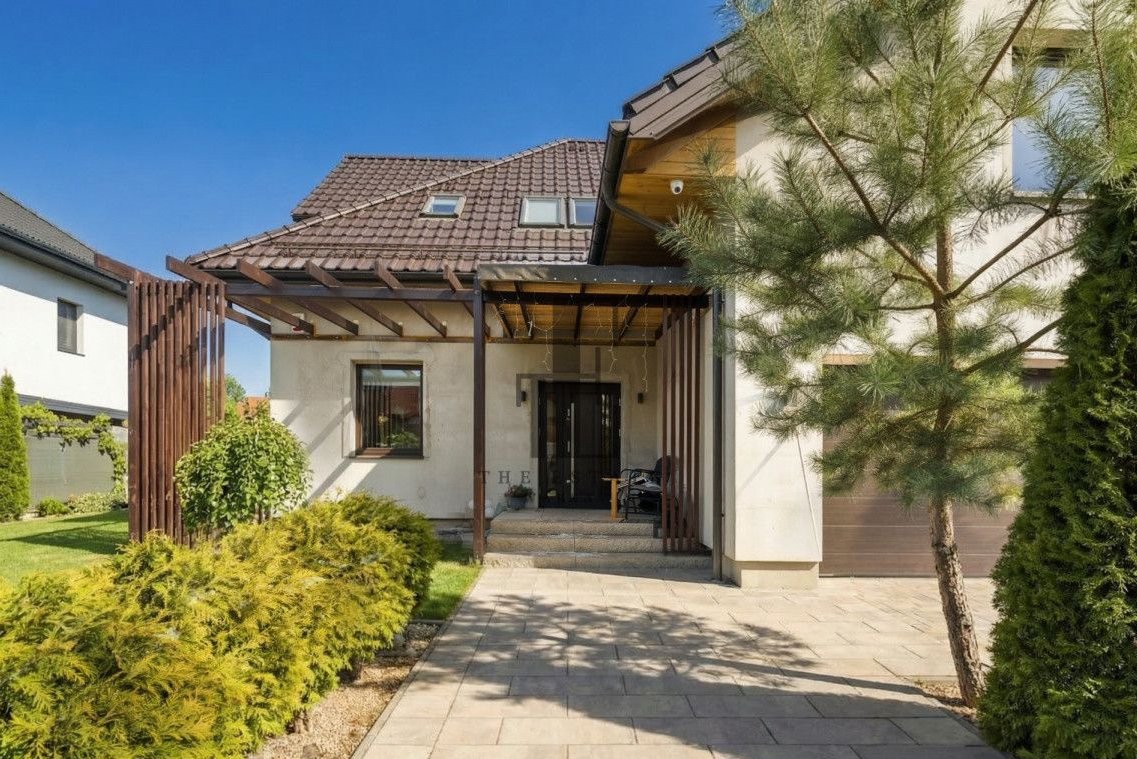 Połowa Bliźniaka | Gotowa do Wejścia | Duży Garaż