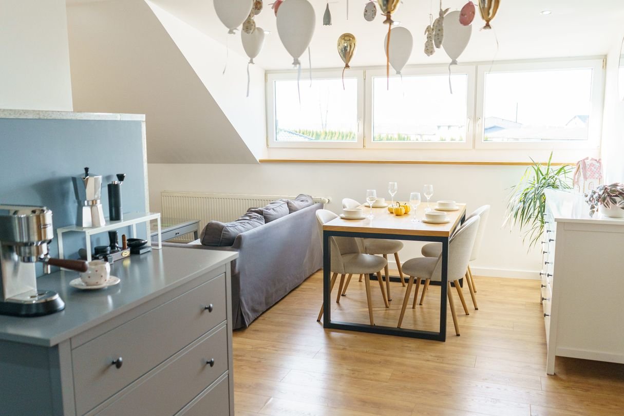 Dom blisko lasu i jeziora | 195 m² | 2 strefy mieszkalne | Chomęcice