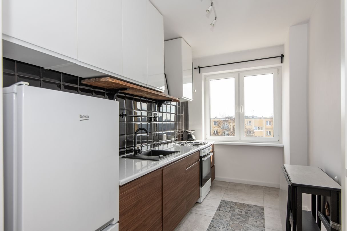 Na sprzedaż wyremontowane 2-pok.mieszkanie z balkonem ul. Powstańcza 5