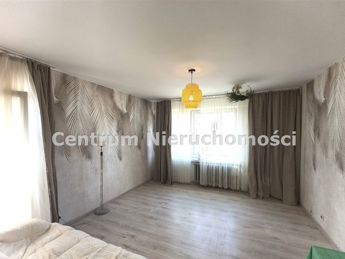 M3 Tysiąclecie/ 1 Piętro Niski Blok/Dwustronne