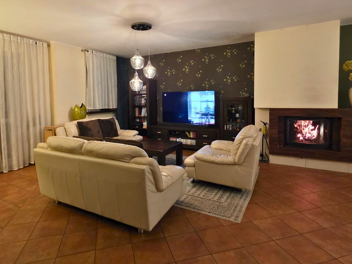 Nowogard - Dom - Szeregowiec (136 m² + strych + piwnica + garaż)