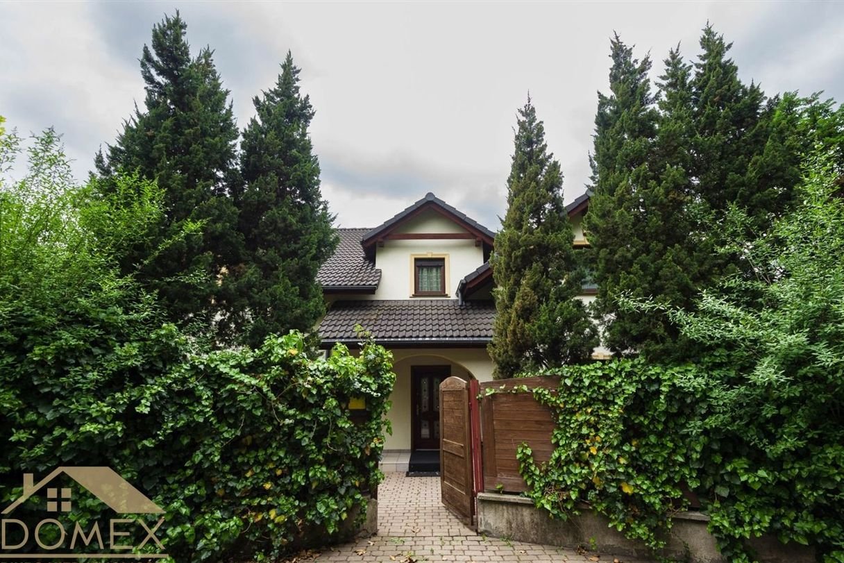 Stylowy dom przy lesie z pompą ciepła!