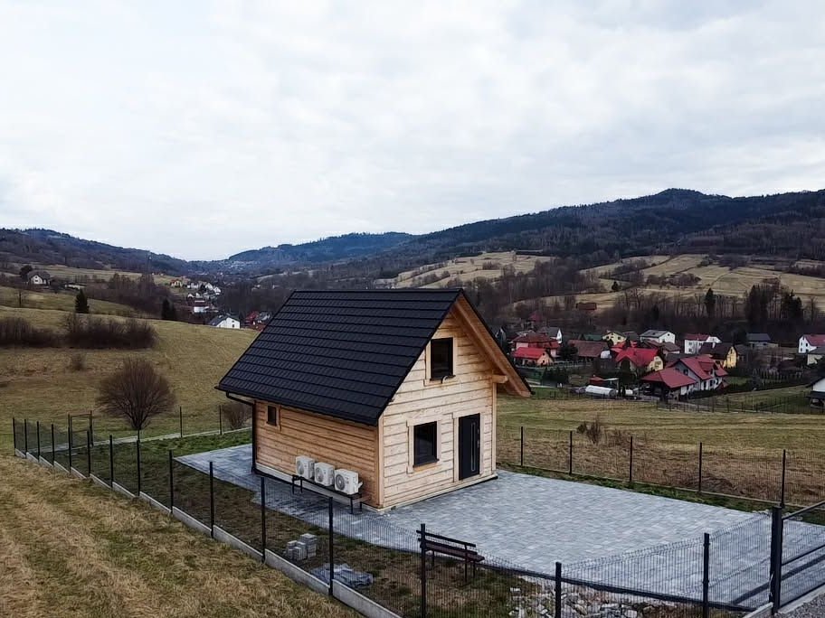 Na sprzedaż dom drewniany z bala, całoroczny, w górach,Beskid Żywiecki