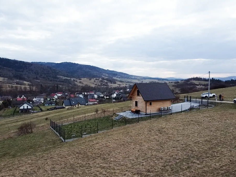 Na sprzedaż dom drewniany z bala, całoroczny, w górach,Beskid Żywiecki