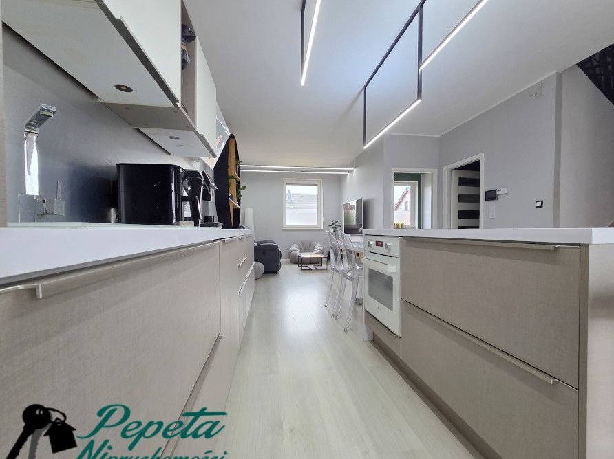 Nowoczesny bliźniak z pełnym wyposażeniem w cenie. Kamionki.