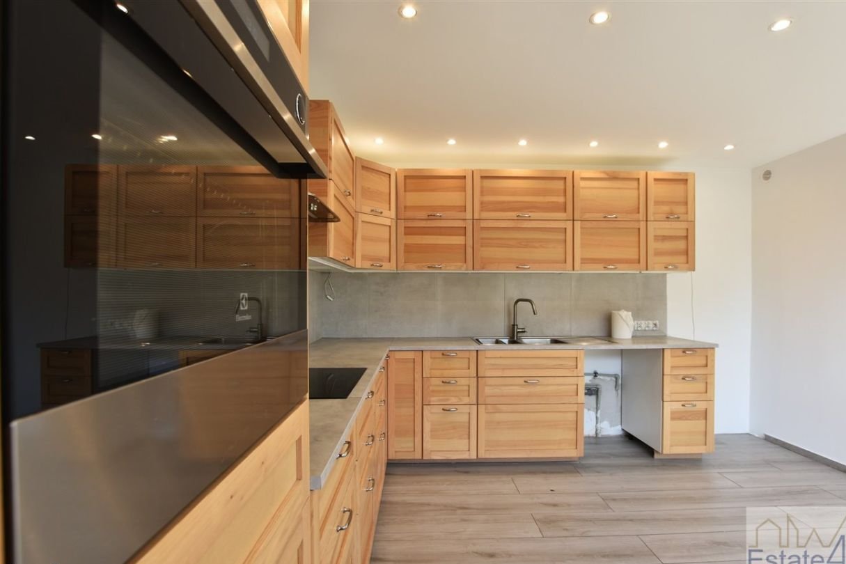 Dom wolnostojący 155 m²-fotowoltaika, klimatyzacja