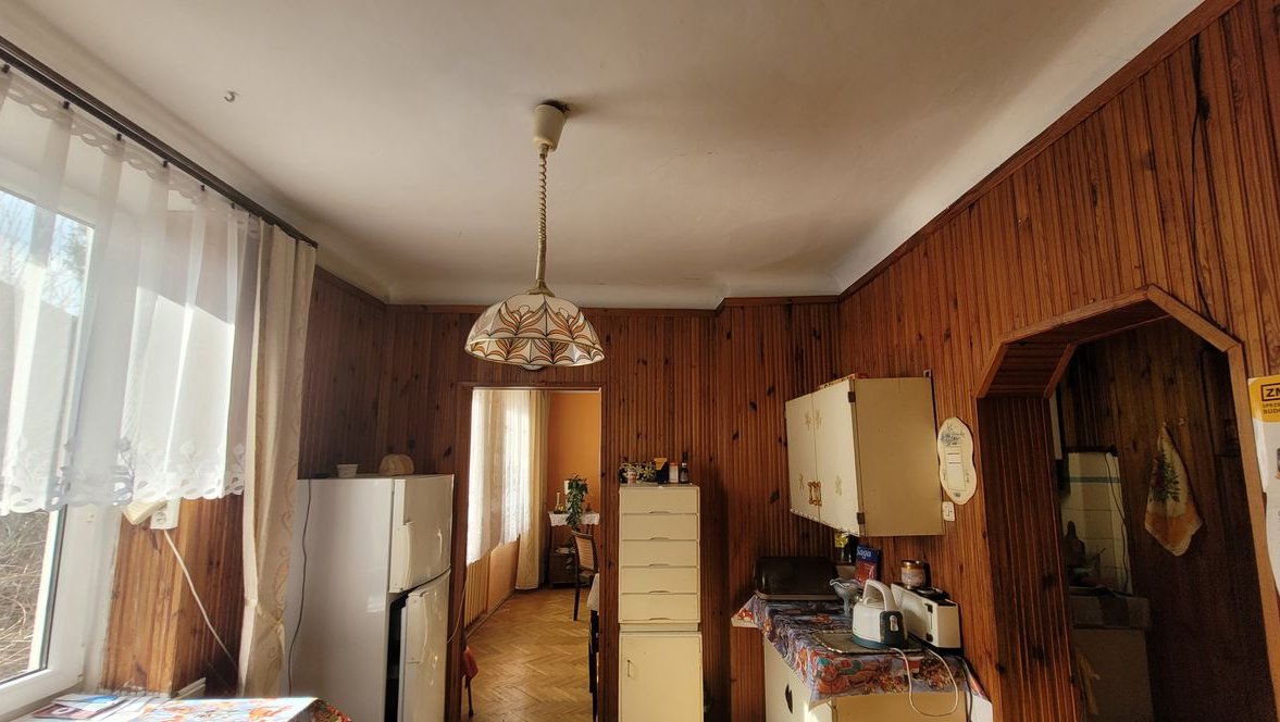 mały dom o powierzchni 80m2 w Centrum - wszystkie media miejskie