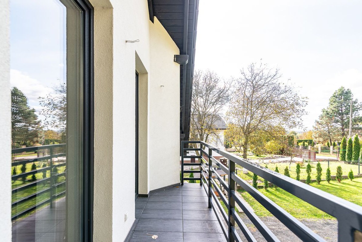 Przestronny dom z ogrodem, blisko miasta!