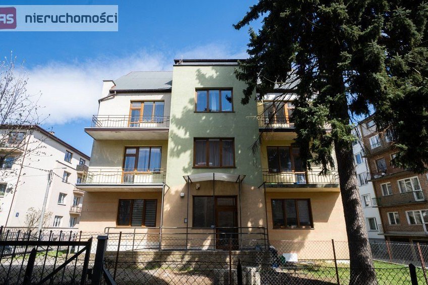 INWESTYCJA: budynek mieszkalny, blisko Centrum.