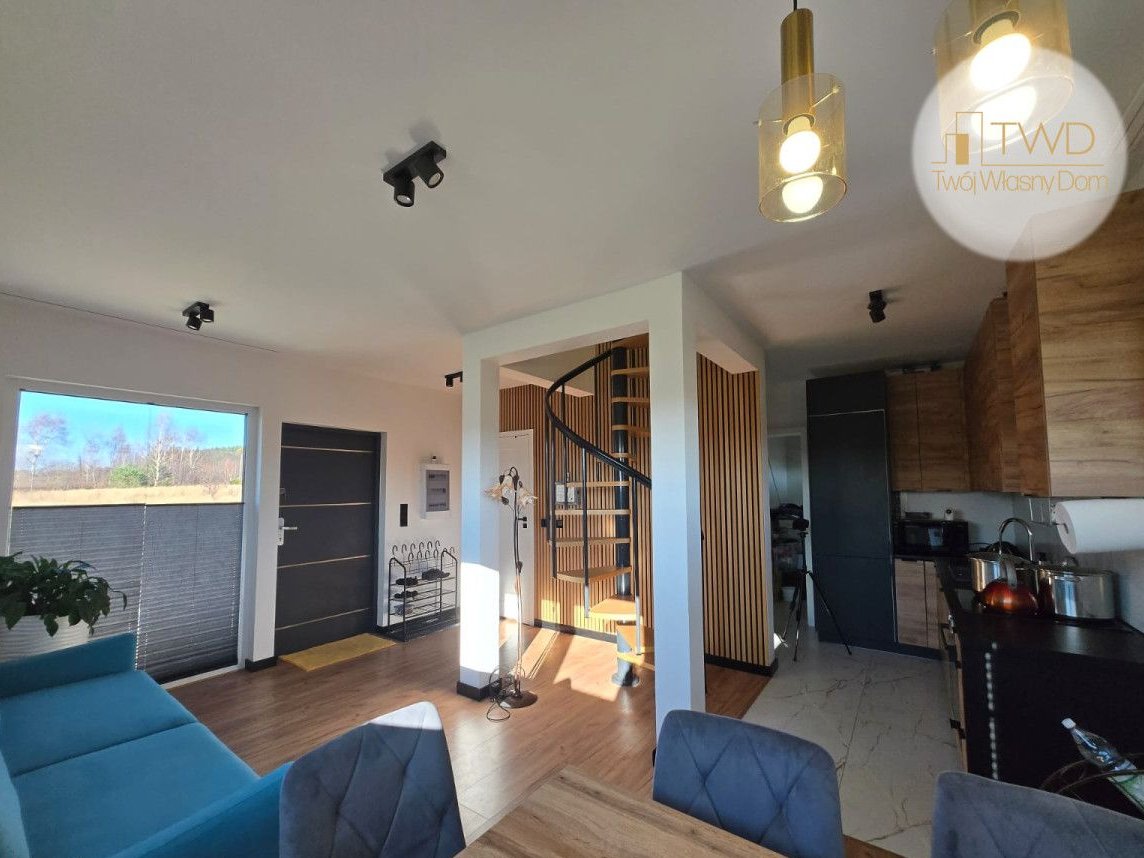 Na sprzedaż: nowoczesny, w pełni wyposażony dom.