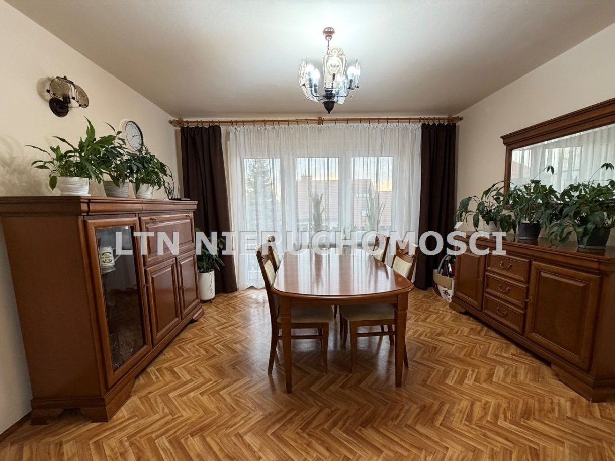 Duży dom dla 2 rodzin | Kostuchna | 2 mieszkania