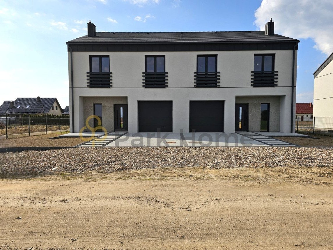 Dom / Wysoki standard / duża działka / 5 pokoi